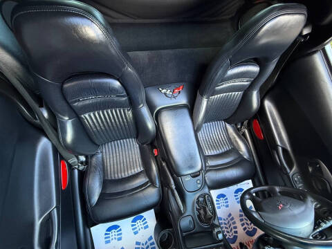 2004 Chevrolet Corvette