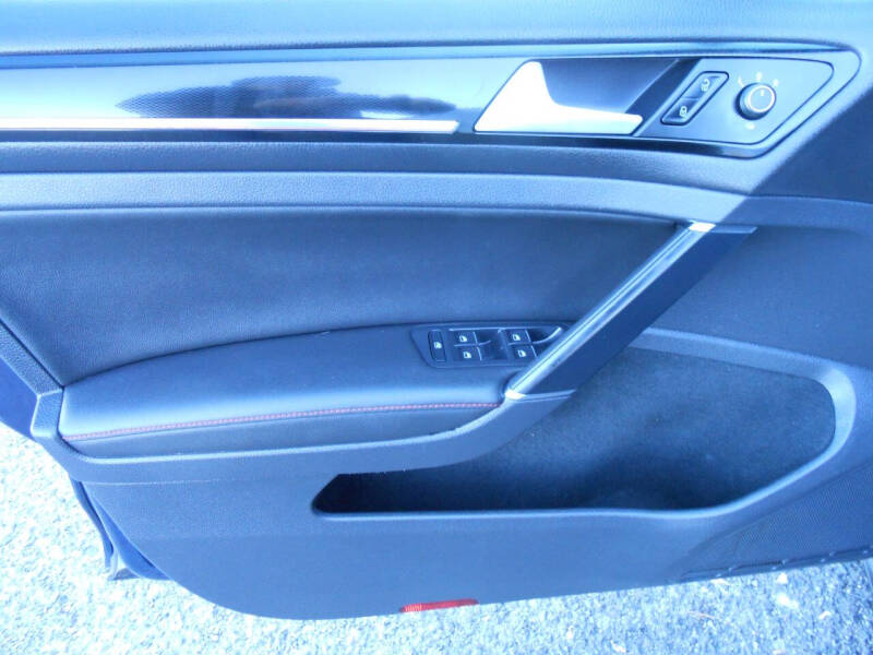 2015 Volkswagen Golf GTI S