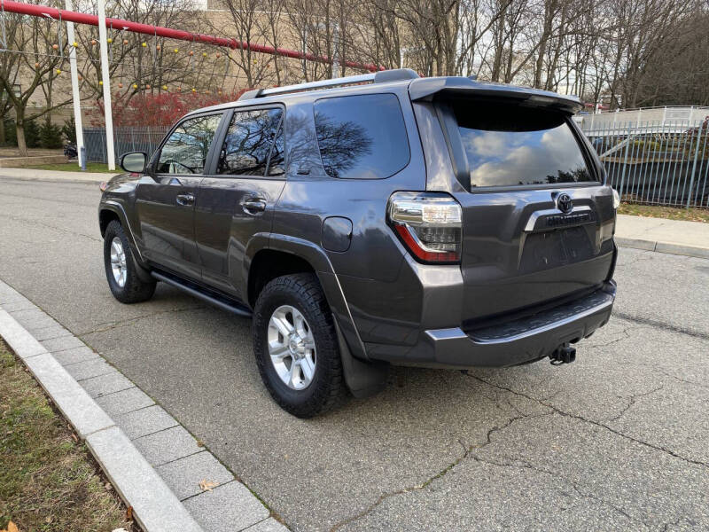 2021 Toyota 4Runner SR5