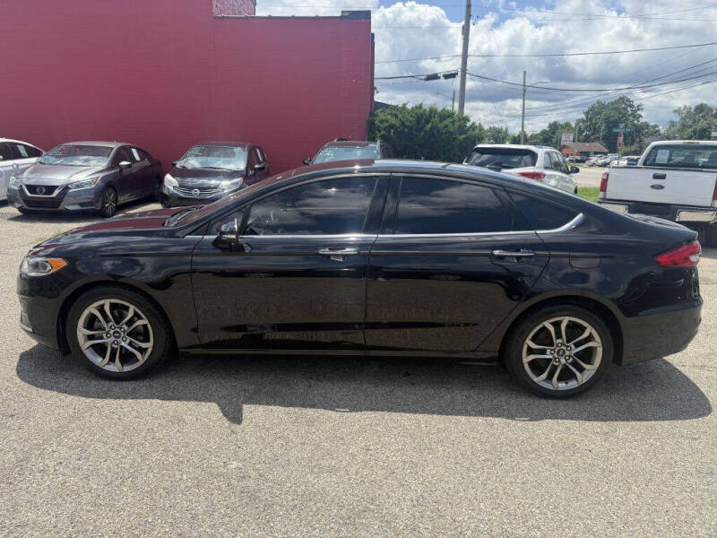 2020 Ford Fusion SEL