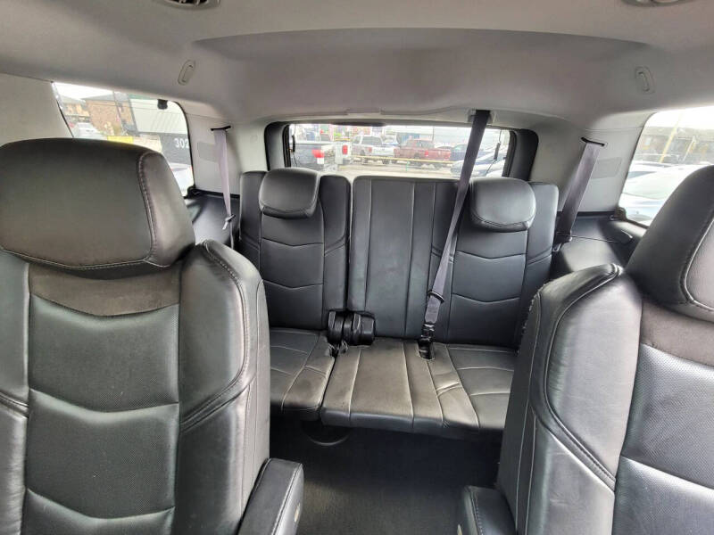 2015 Cadillac Escalade Luxury