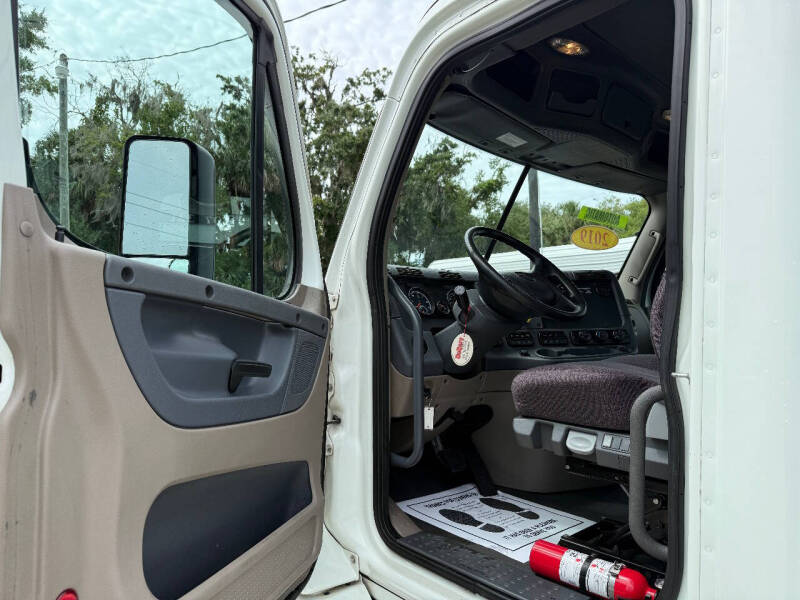 2019 Freightliner Cascadia
