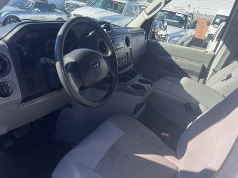 2013 Ford E-Series E-150