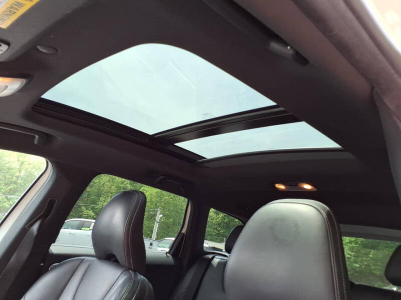 2017 Volvo XC60 T6 R-Design