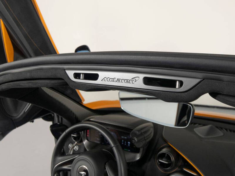 2024 McLaren 750S Spider