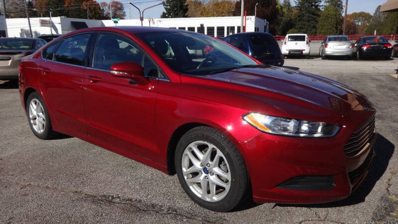2016 Ford Fusion SE