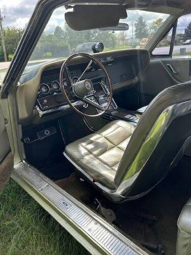 1966 Ford Thunderbird