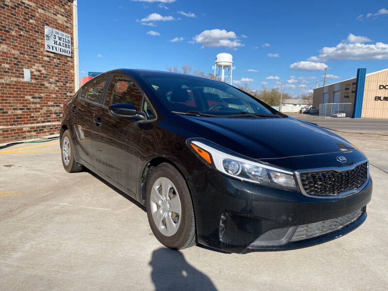 2017 Kia Forte for sale at Tiger Auto Sales in Guymon OK