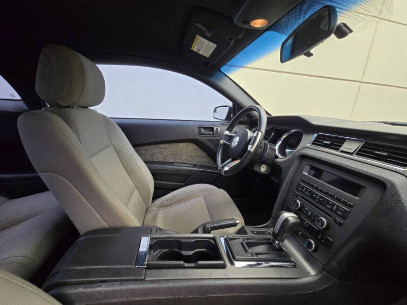 2014 Ford Mustang V6 Premium
