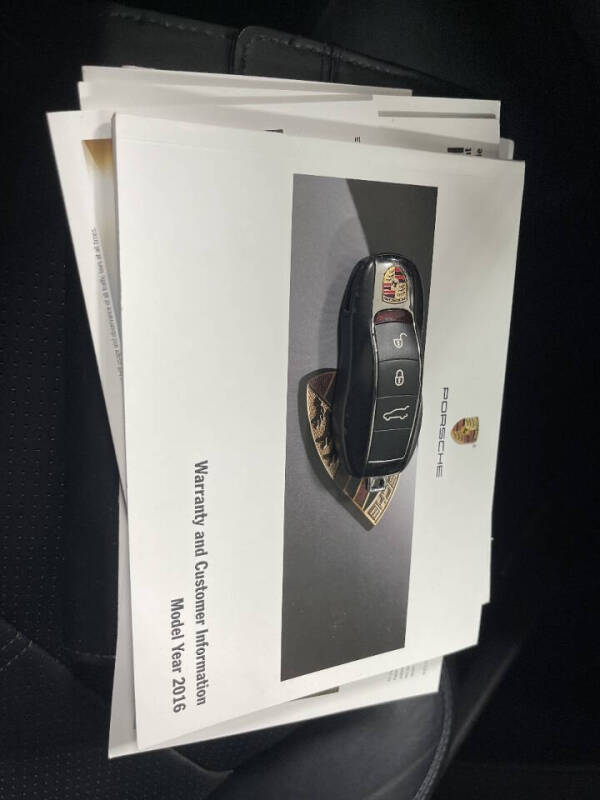 2016 Porsche Cayenne GTS