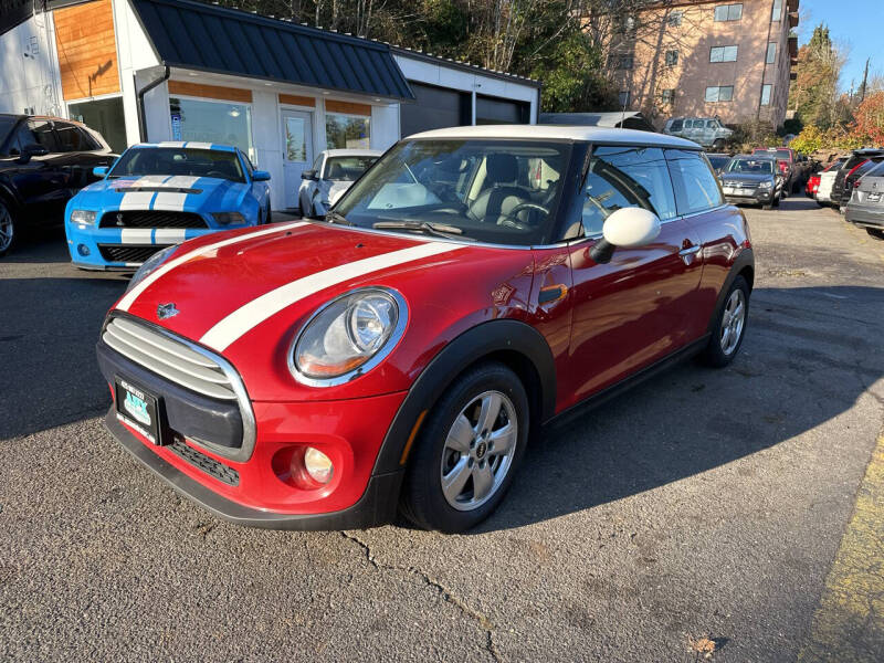 2015 MINI Cooper Base photo 1