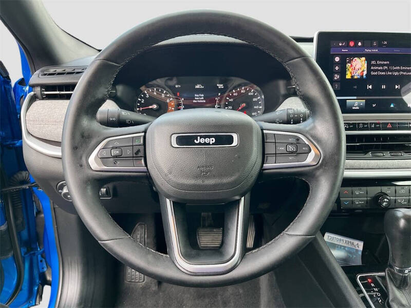 2023 Jeep Compass Latitude Lux