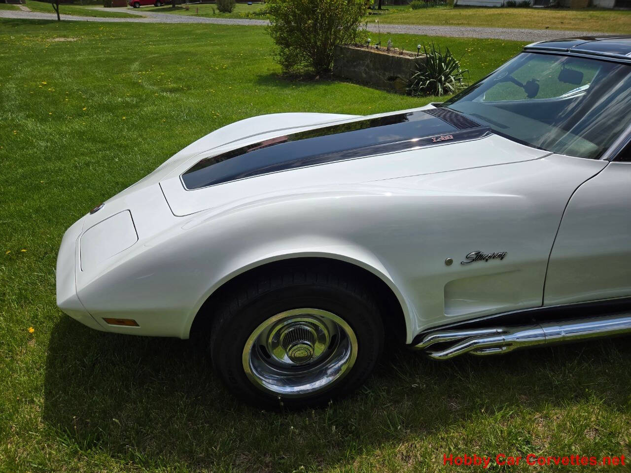 1976 Chevrolet Corvette 11