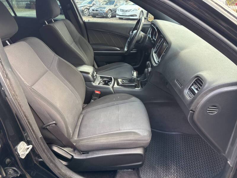 2016 Dodge Charger SXT