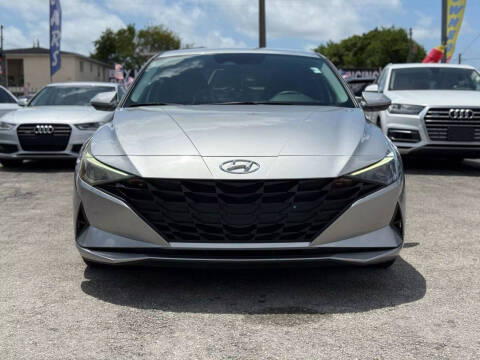 2022 Hyundai Elantra