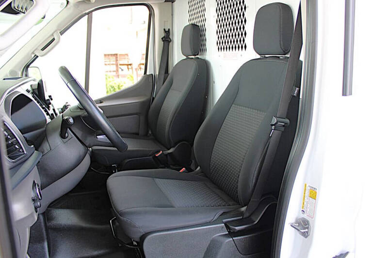 2024 Ford Transit 250