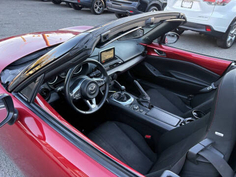 2016 Mazda MX-5 Miata Club