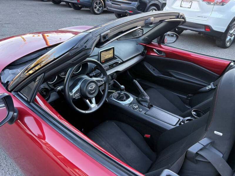 2016 Mazda MX-5 Miata Club