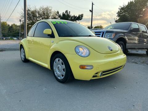 2000 Volkswagen New Beetle for sale at Dutch and Dillon Car Sales in Lee's Summit MO