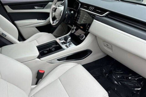 2026 Jaguar F-PACE P400 R-Dynamic S