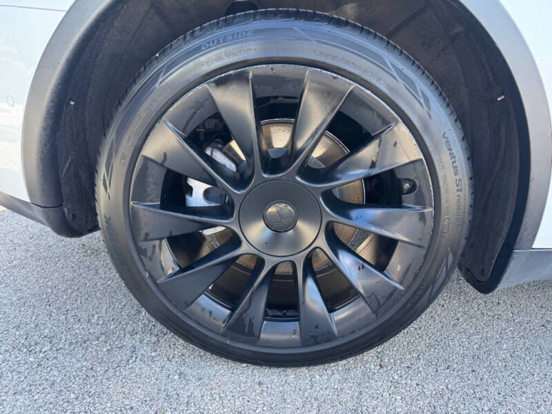 2020 Tesla Model Y Long Range