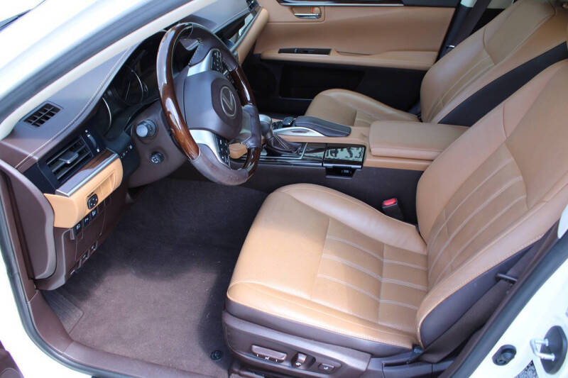 2016 Lexus ES 350