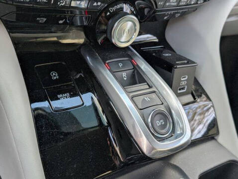 2023 Acura MDX w/Tech