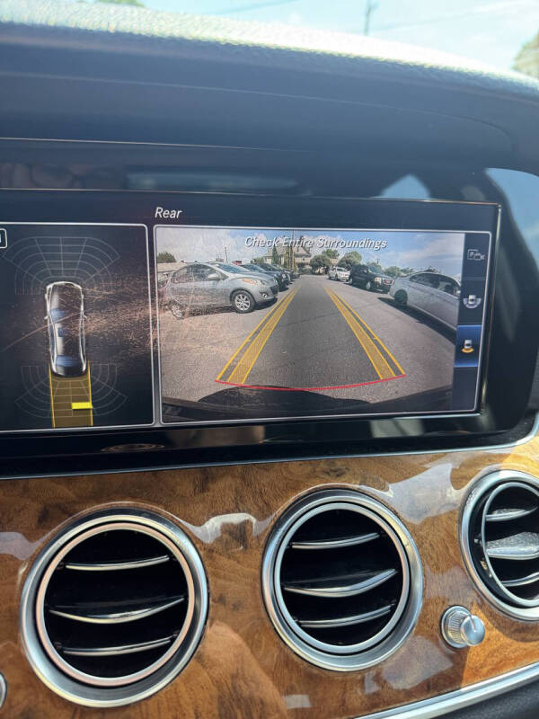 2017 Mercedes-Benz E-Class E 300 4MATIC