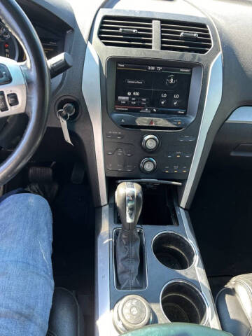 2011 Ford Explorer XLT