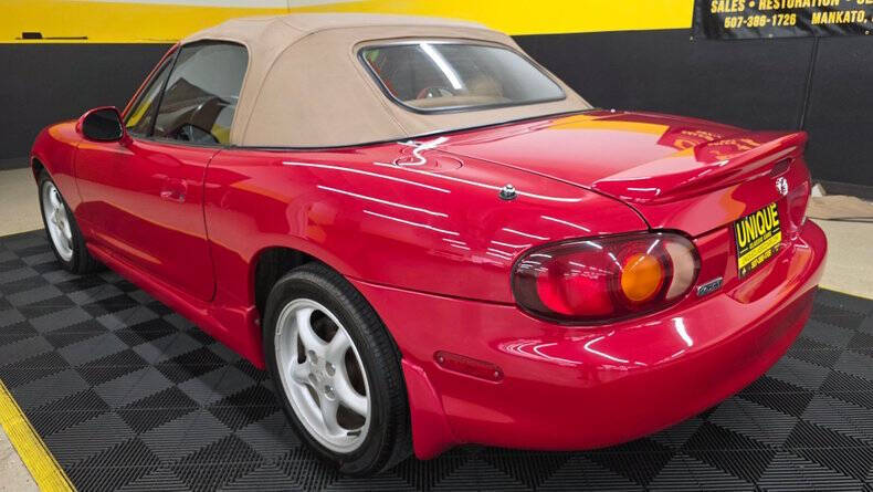 2000 Mazda MX-5 Miata