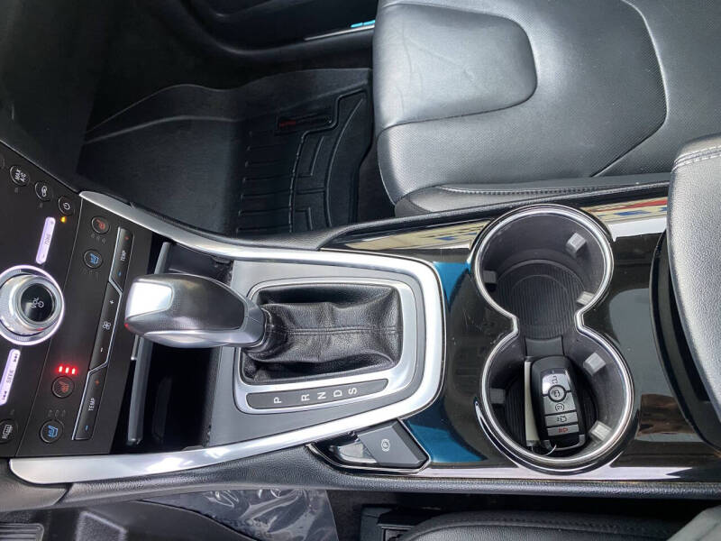 2018 Ford Edge Titanium