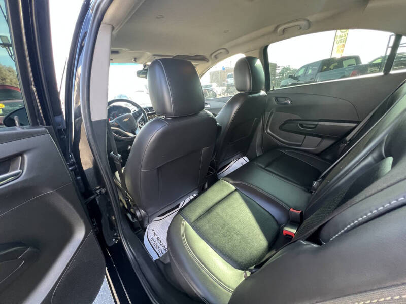 2019 Chevrolet Sonic Premier Auto