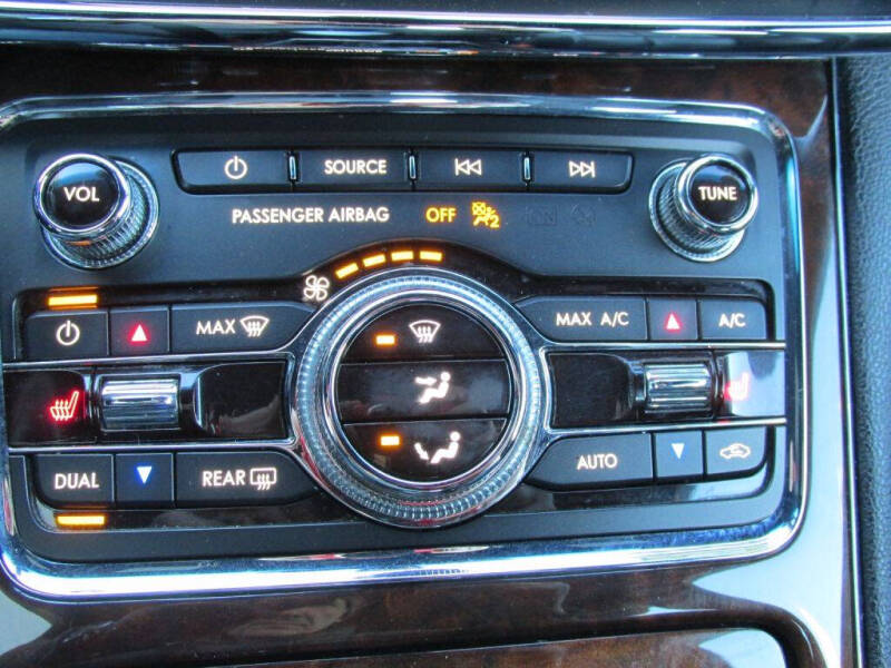 2018 Lincoln Continental Select