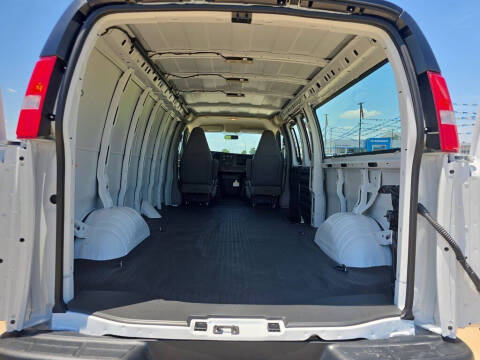 2026 GMC Savana 2500