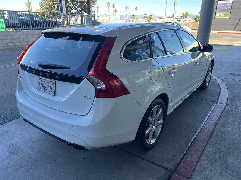 2016 Volvo V60 T5 Drive-E Premier