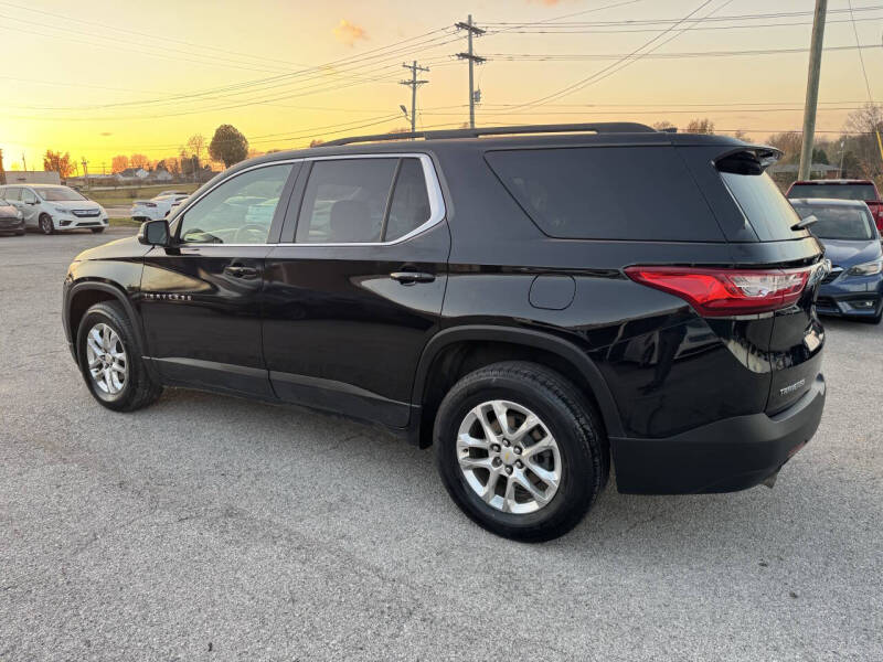 2021 Chevrolet Traverse LT Cloth