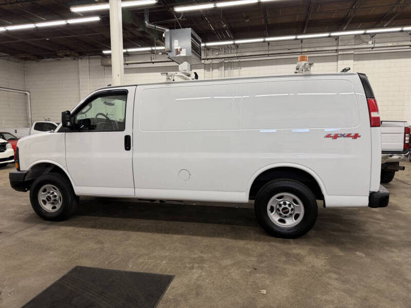 2016 GMC Savana 2500