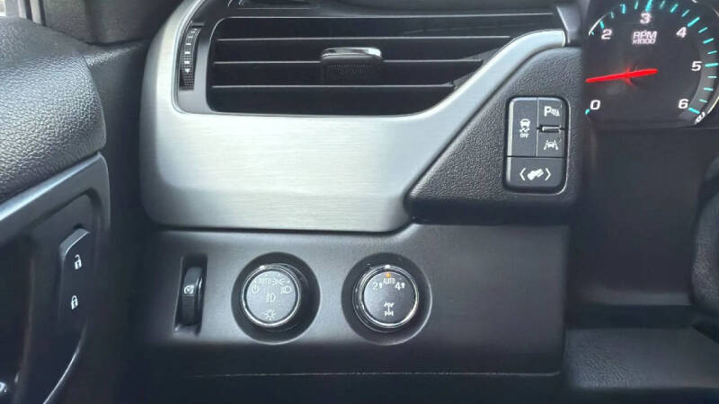 2017 GMC Yukon XL SLT