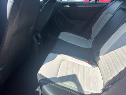 2016 Volkswagen Jetta 1.8T Sport