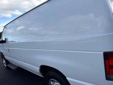 2014 Ford E-Series E-150