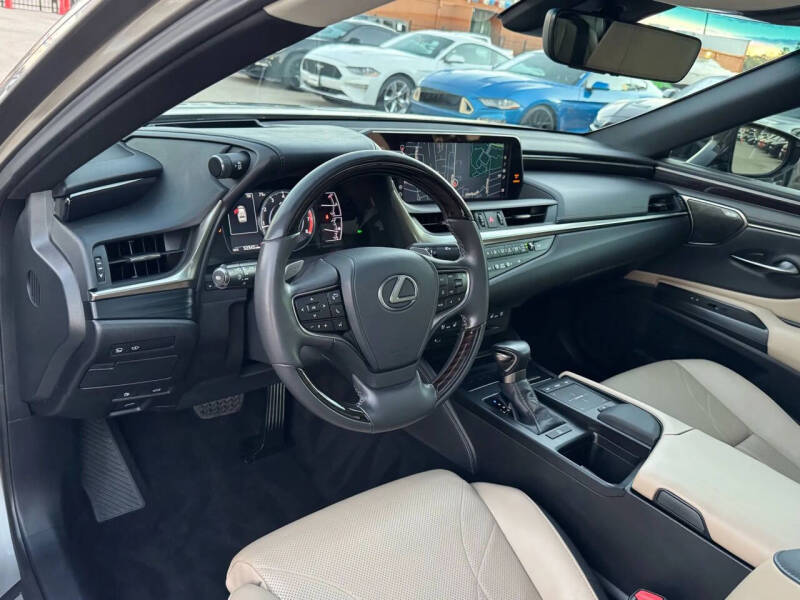 2021 Lexus ES 350 Ultra Luxury