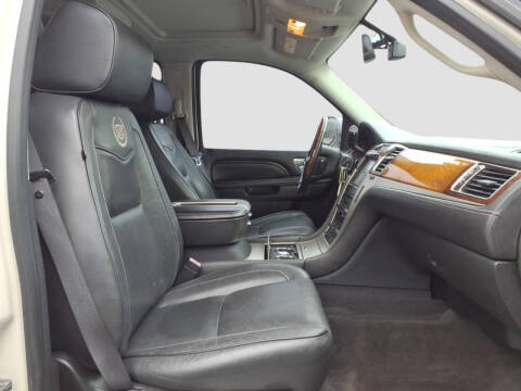 2012 Cadillac Escalade ESV Platinum Edition