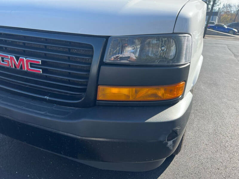 2019 GMC Savana 2500