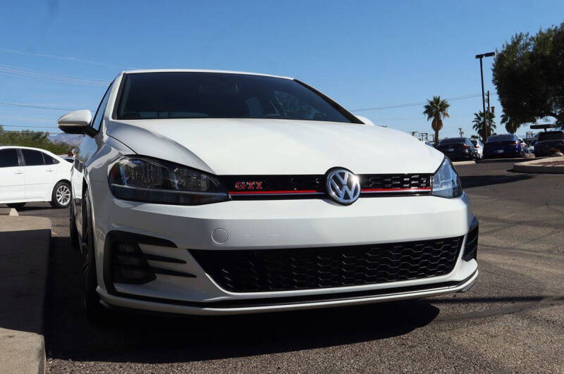 2019 Volkswagen Golf GTI S