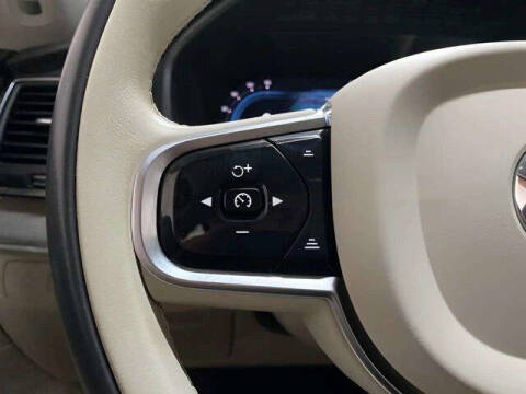 2023 Volvo XC90 B6 Core