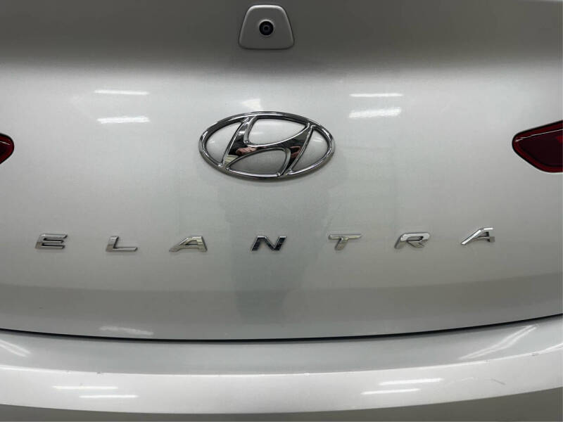2020 Hyundai Elantra