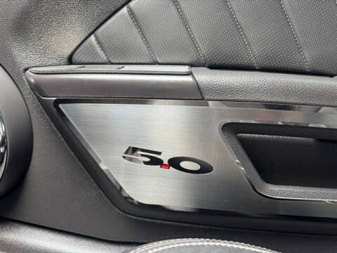2013 Ford Mustang GT Premium