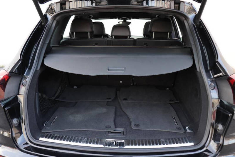 2017 Porsche Cayenne GTS