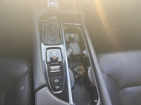 2018 Volvo S90 T5 Momentum