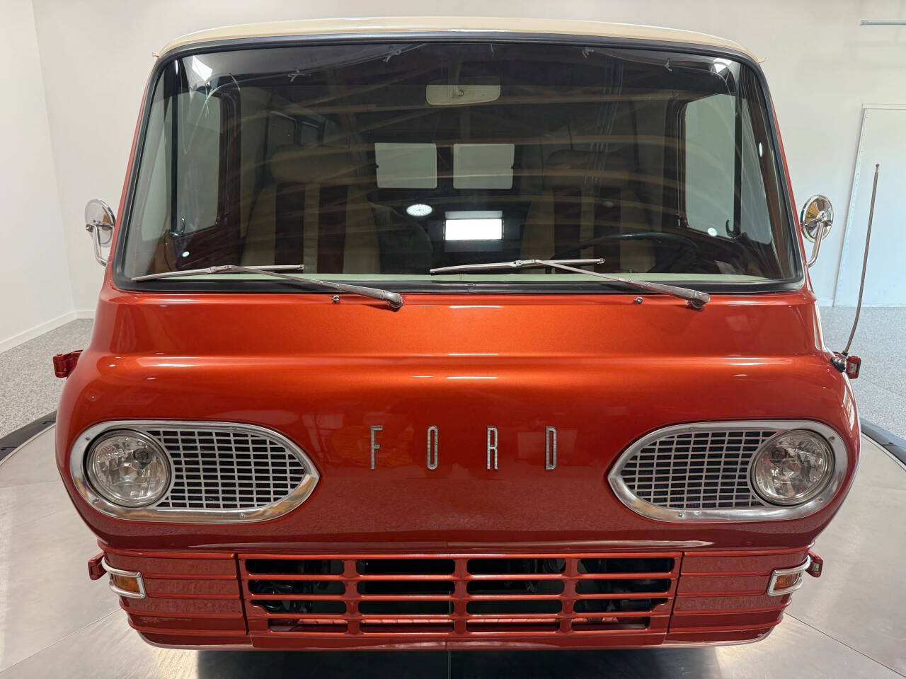 1966 Ford Econoline Supervan 2